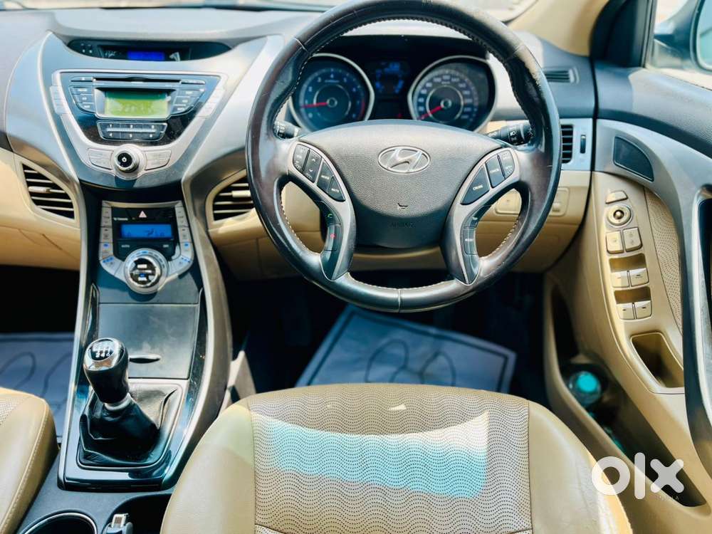 Hyundai Elantra 1.8 Sx Mt, 2014, Petrol