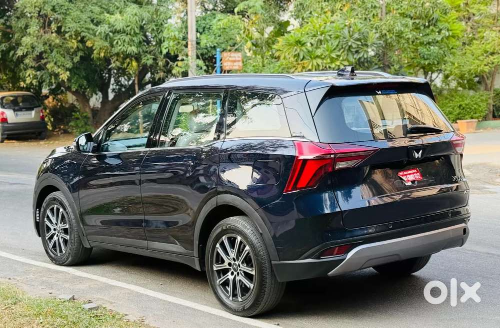 Mahindra Xuv700 2.0 Ax 7 Petrol At Luxury Pack Str, 2023, Petrol