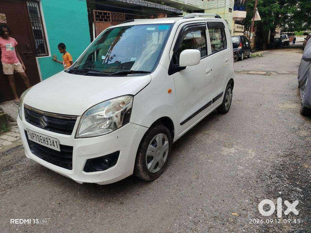 Maruti Suzuki Wagon R 1.0 Vxi (o) Amt, 2018, Petrol