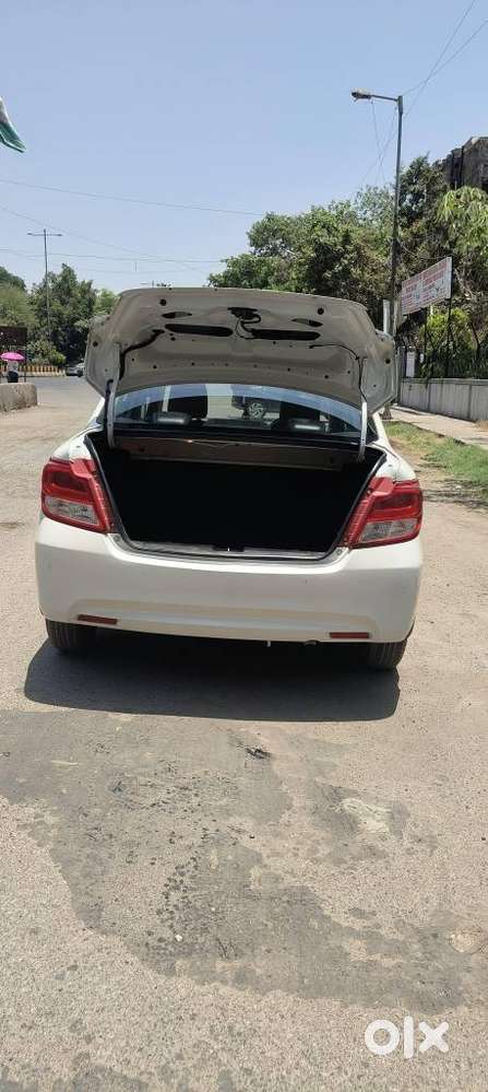 Maruti Suzuki Dzire 1.2 Vxi, 2022, Petrol