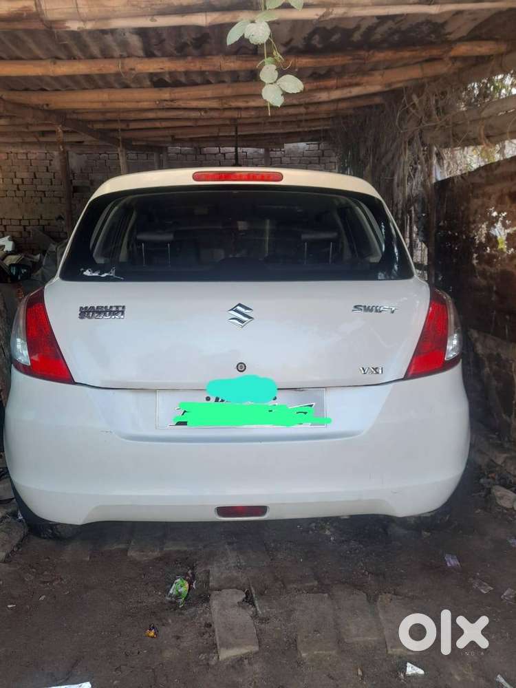 Swift 2013 (nov) New Condition Single Handed Officer Car With Vip No.