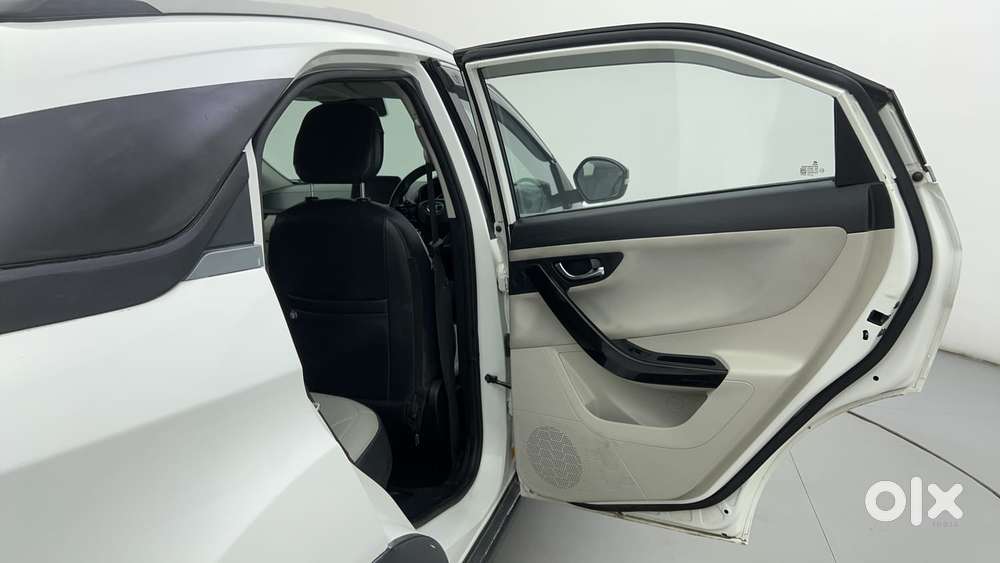 Tata Nexon 1.5 Revotorq Xza Plus S Amt, 2021, Petrol