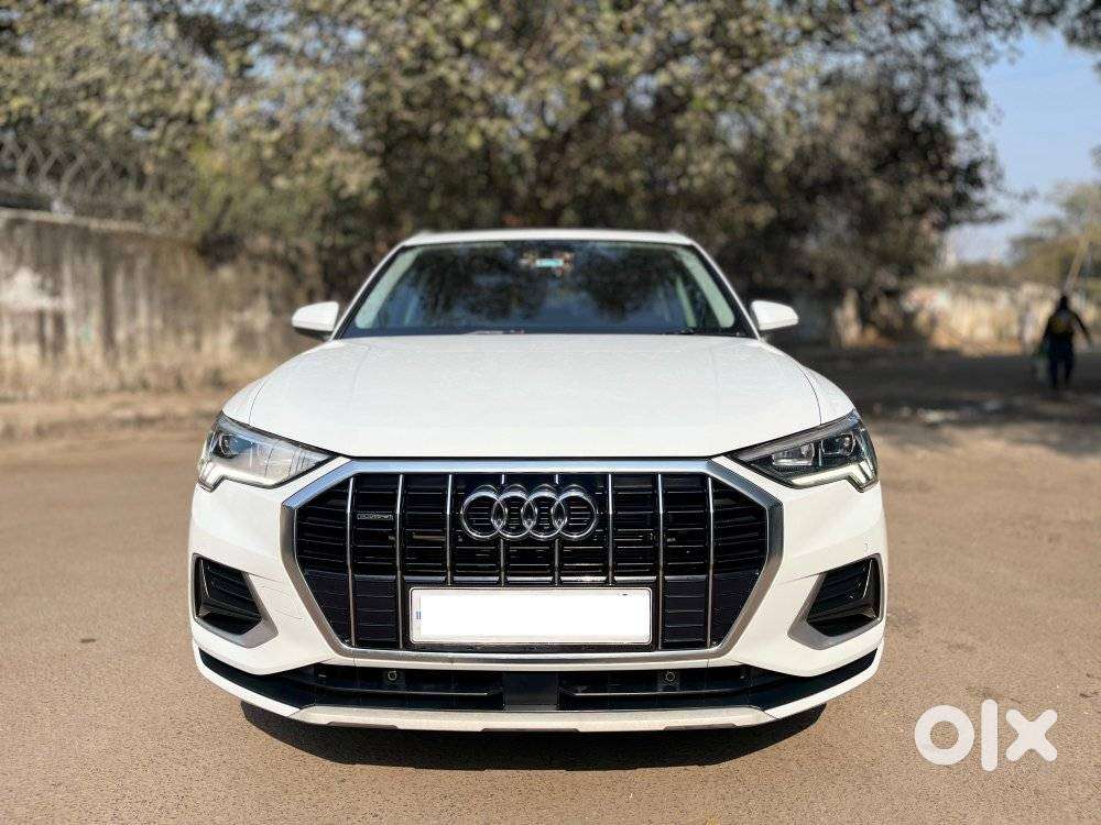 Audi Q3 40 Tfsi Premium Plus, 2023, Petrol