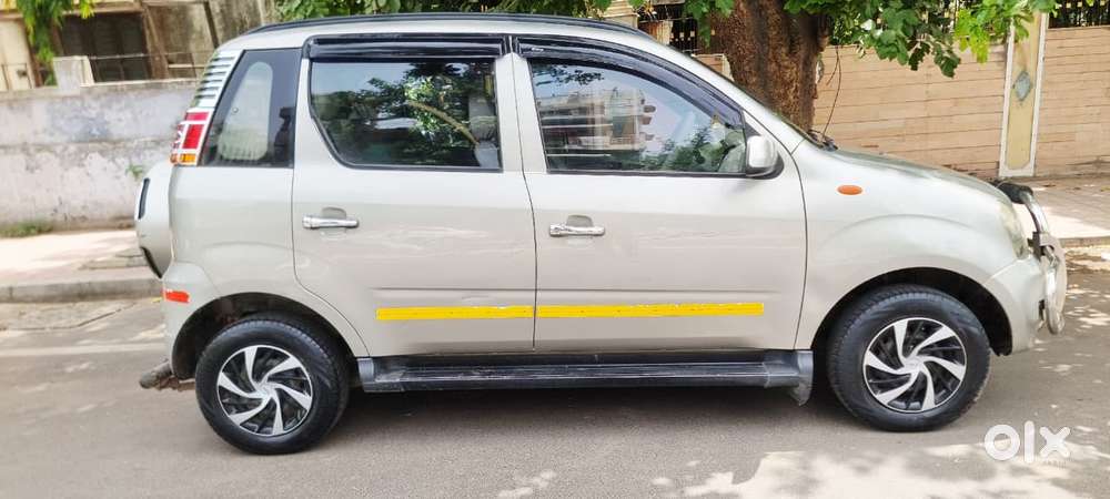Mahindra Quanto C8, 2014, Diesel