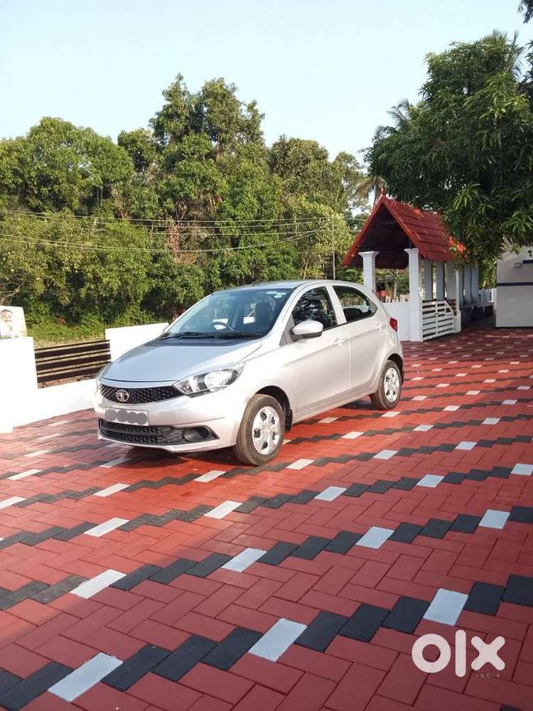 Tata Tiago 1.2 Revotron Xt, 2017, Petrol