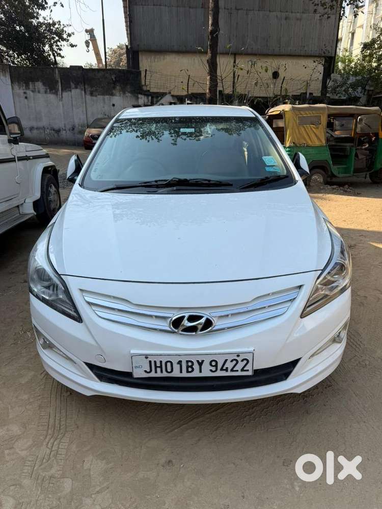 Hyundai Verna 2016 Petrol Well Maintained