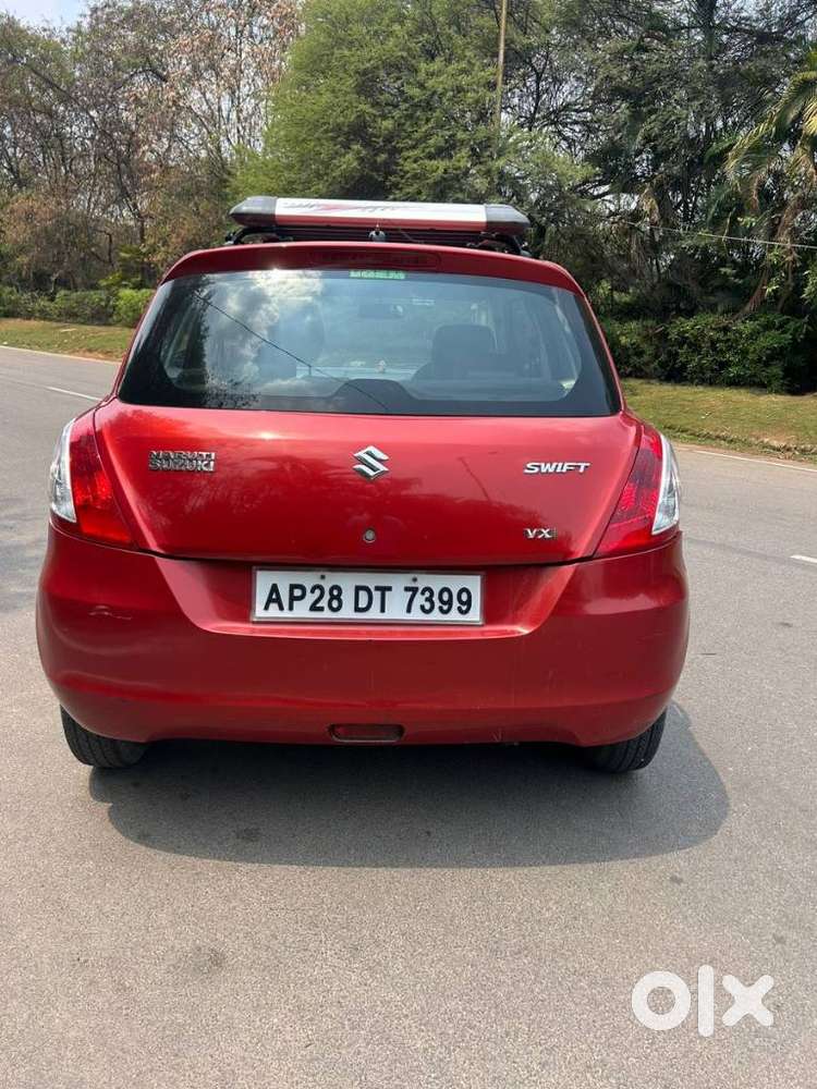 Maruti Suzuki Swift 2011-2014 Vxi, 2013, Petrol