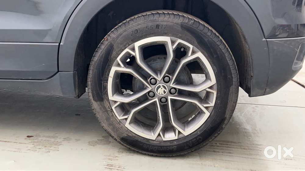 Skoda Kushaq Style 1.5l Tsi Mt, 2022, Petrol