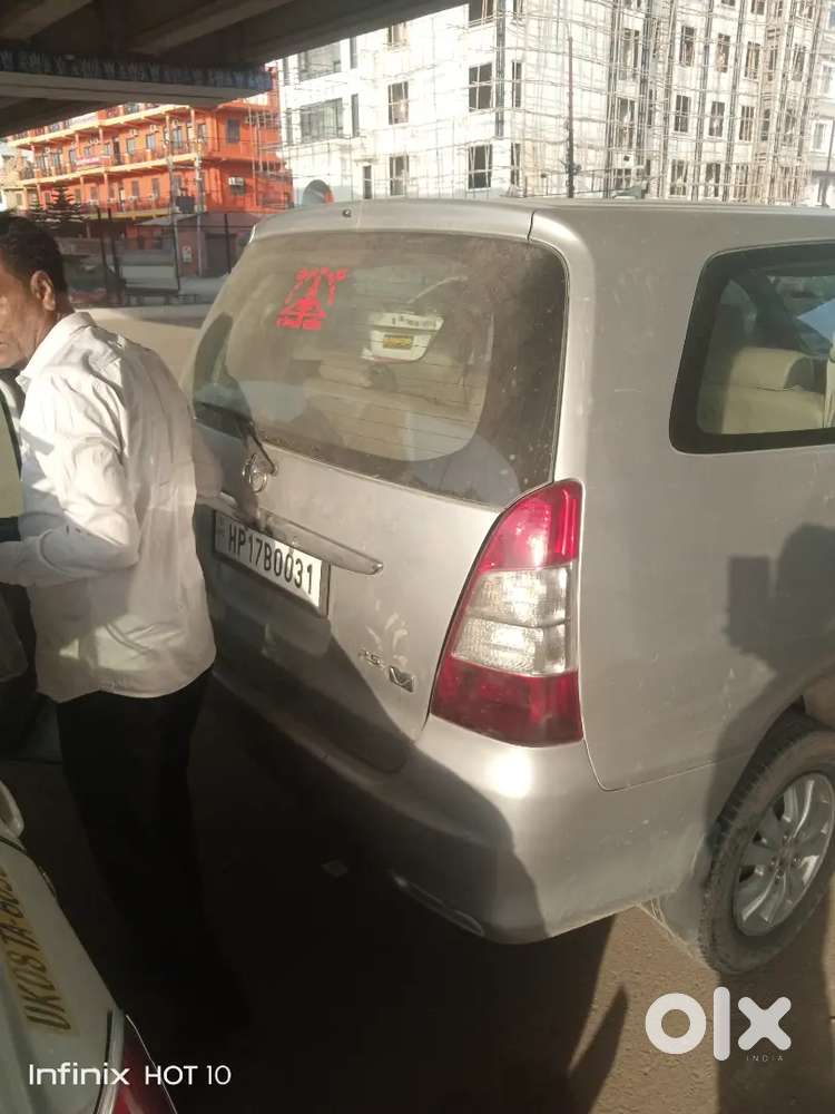 Toyota Innova 2010 Diesel Well Maintained