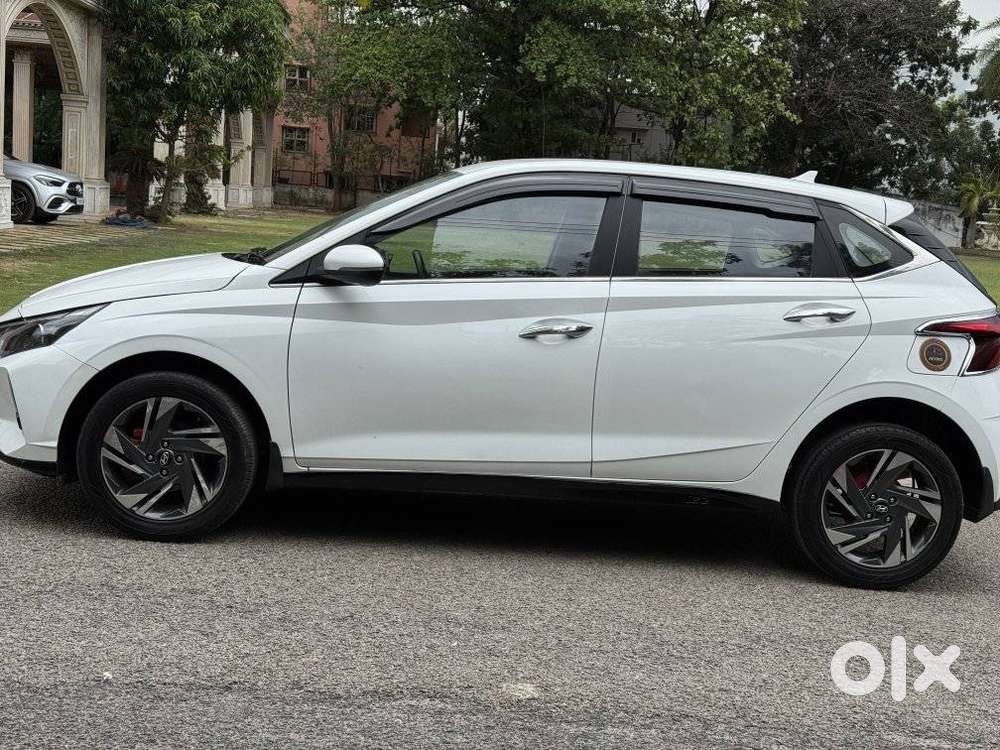 Hyundai I20 Petrol Asta, 2022, Petrol