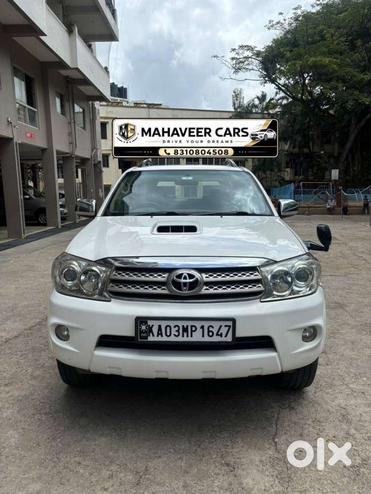 Toyota Fortuner 3.0 4x4 Manual, 2011, Diesel