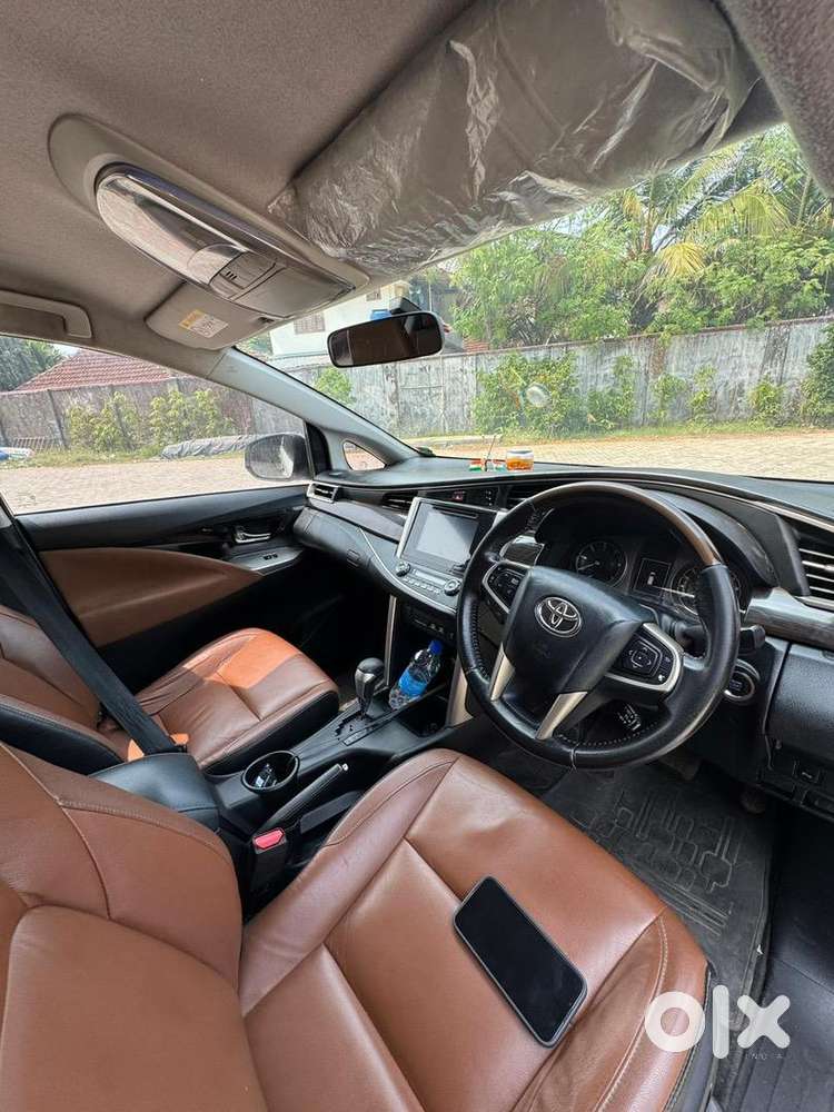 Innova Crysta Z Automatic