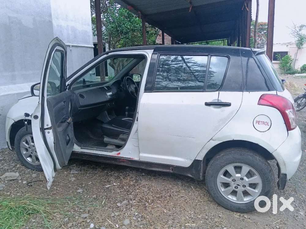 Swift 1.3 Zxi Maruti 2007