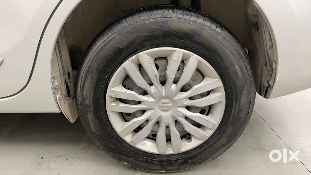 Maruti Suzuki Dzire 1.2 Vxi, 2019, Petrol