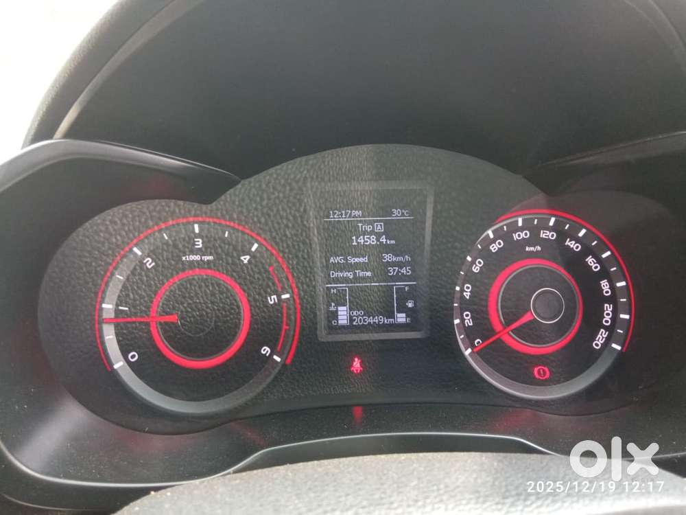 Mahindra Xuv300 W8 Diesel, 2021, Diesel