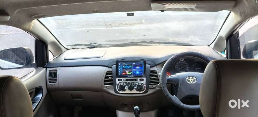 Toyota Innova 2.5 G (diesel) 8 Seater Bs Iv, 2016, Diesel