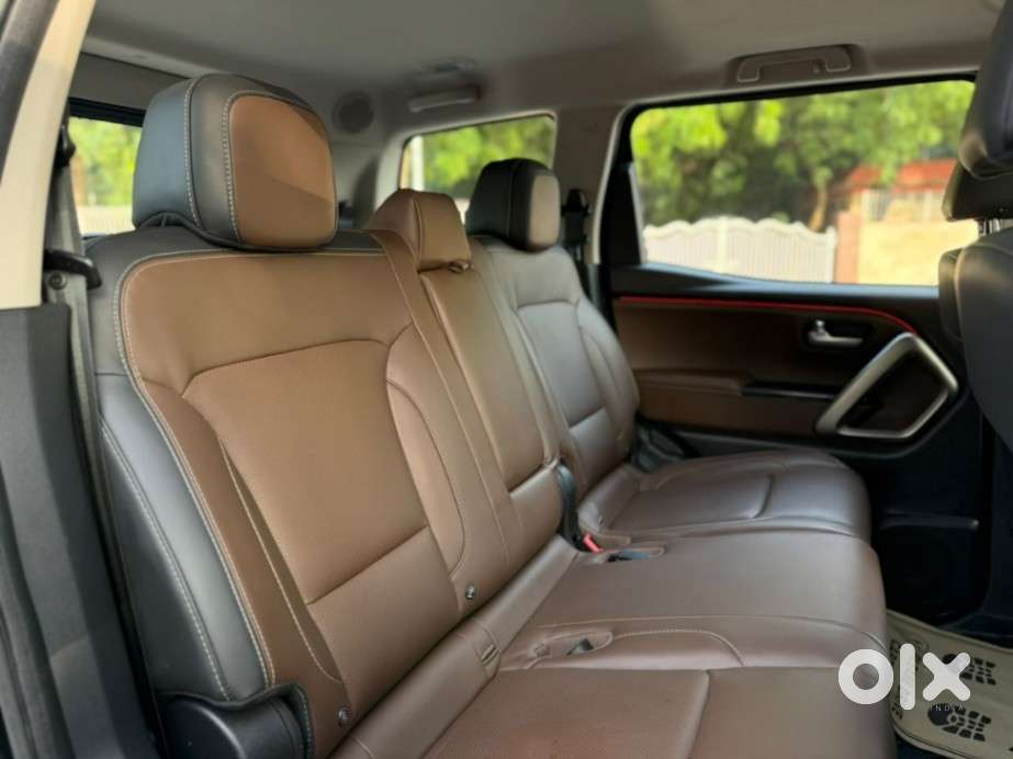 Mahindra Scorpio-n 2.2 Z8 L Diesel At 7 Str, 2023, Diesel