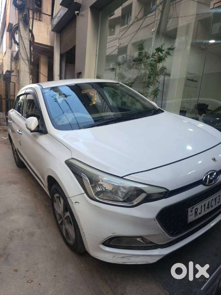 Hyundai Elite I20 Sportz (o) 1.2, 2015, Petrol
