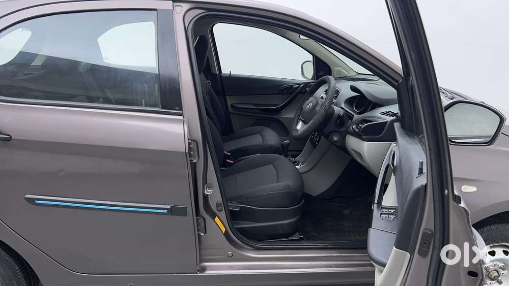 Tata Tiago 1.2 Revotron Xm, 2016, Petrol