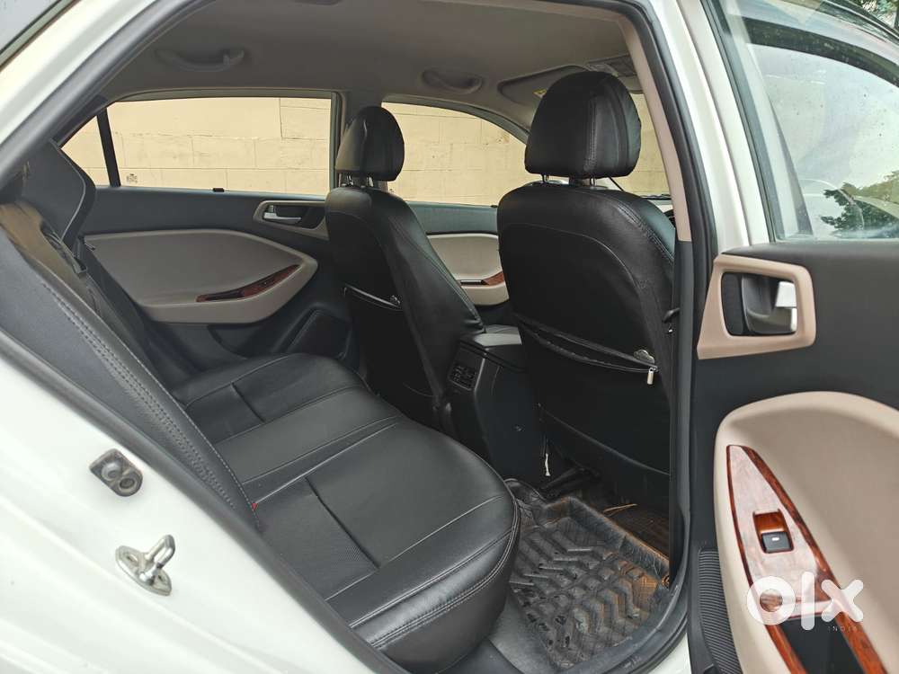 Hyundai Elite I20 1.2 Asta (o) Cvt, 2019, Petrol