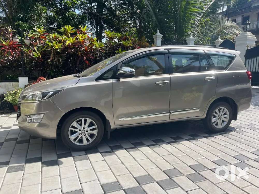 Toyota Innova Crysta 2017 Vx Mt