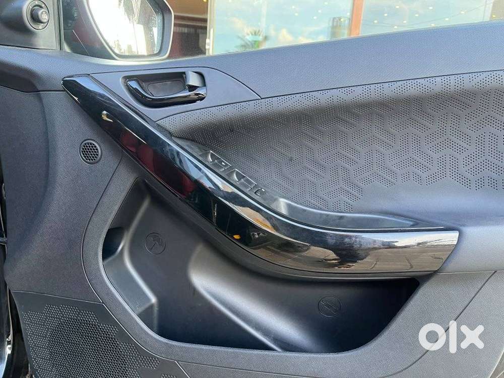 Tata Nexon 1.2 Revotron Xz Plus, 2023, Petrol