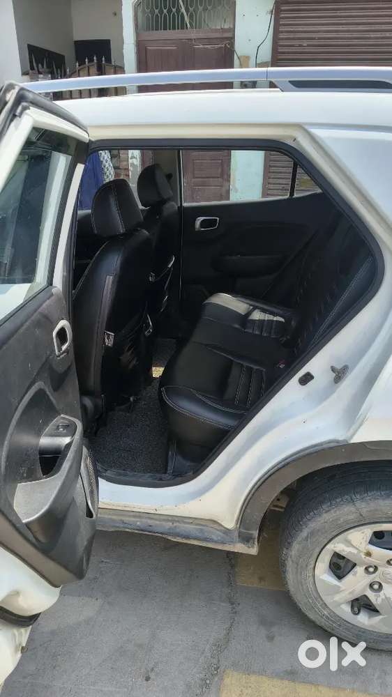 Hyundai Venue 2019 Diesel Well Maintained