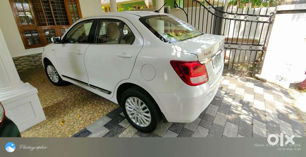 Maruti Suzuki Dzire 1.2 Zxi Amt, 2017, Petrol