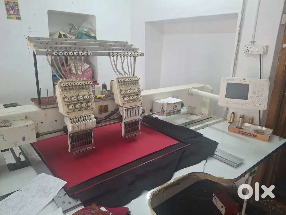 COMUTER EMBROIDERY MACHINE