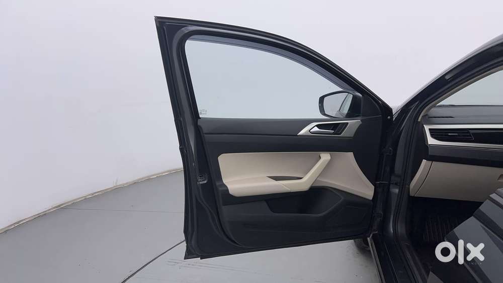 Volkswagen Virtus Highline Plus 1.0 Tsi At, 2022, Petrol