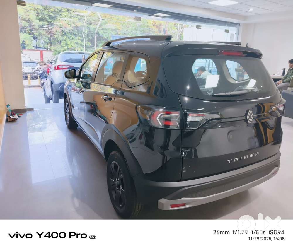 Renault Car Model 2025 December Petrol 6000 Km Driven Cash Purchase