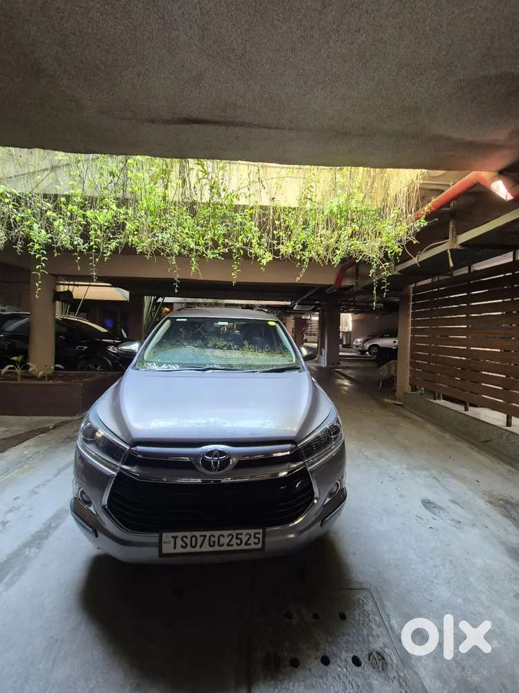 Toyota Innova Crysta Zx 2.4 Diesel Mt  2018  First Owner