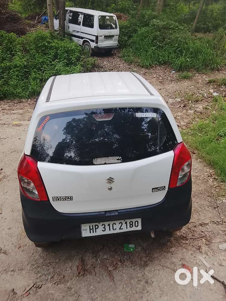 Maruti Suzuki Alto 2015 Petrol Manual  Front Ke Sise Par Darar Hai