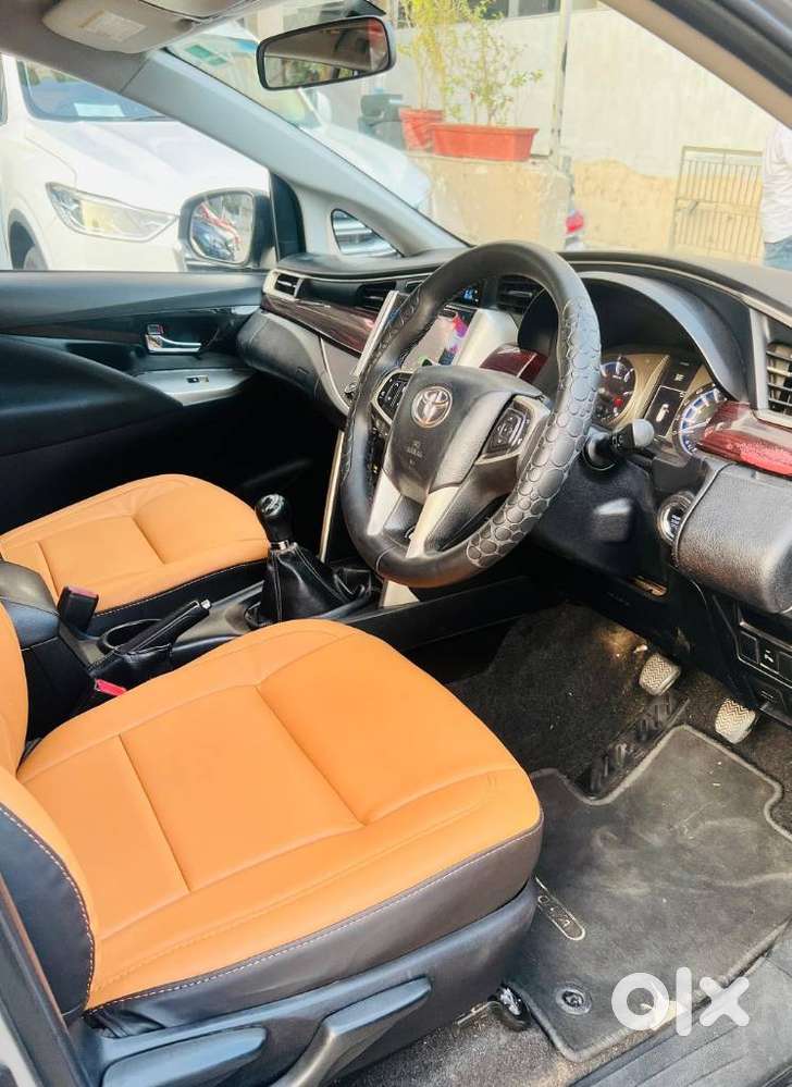 Toyota Innova Crysta 2.4 V 7 Str, 2016, Diesel
