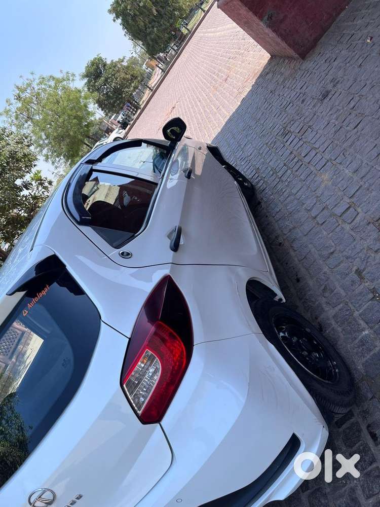 Tata Tiago Petrol Manual 2024