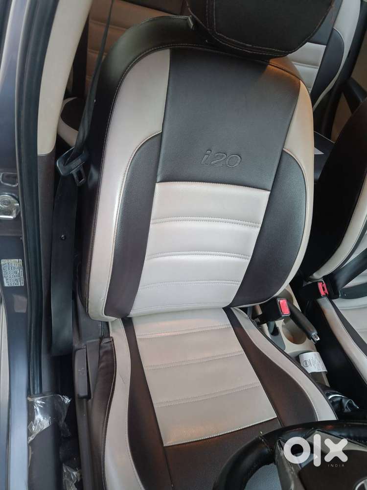 Original Paint, Well Maintained With Service Record, Automatic Climate