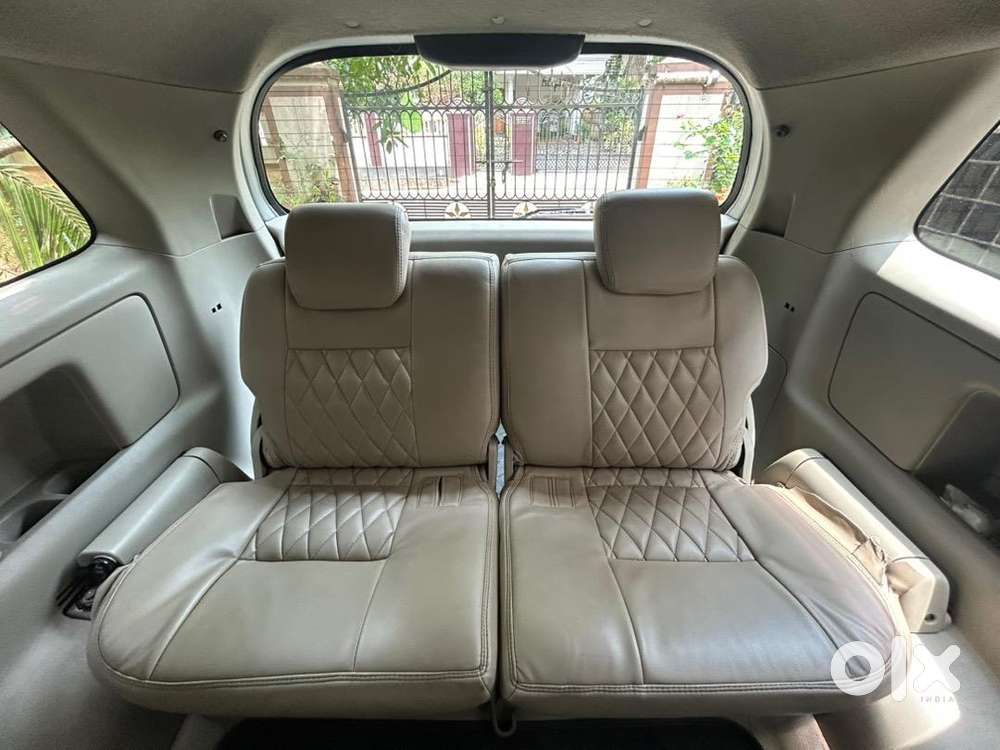 Toyota Innova 2011 Diesel Well Maintained