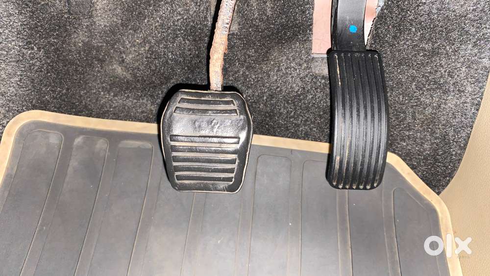 Mahindra Tuv 300 T8 Amt, 2016, Diesel