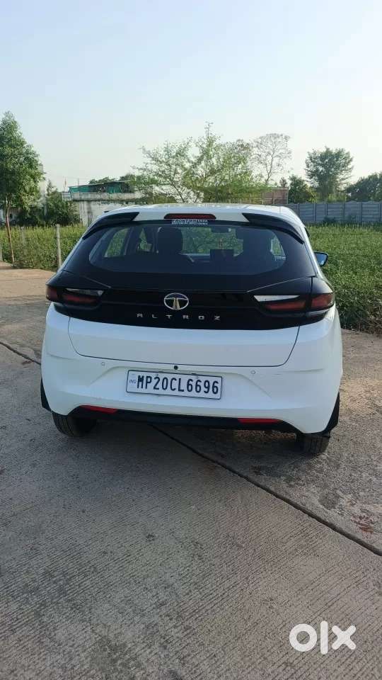 Tata Altroz Xm Plus Petrol, 2021, Petrol