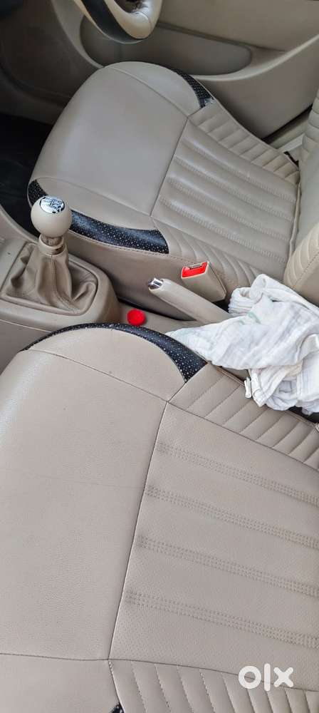 Maruti Suzuki Swift Dzire Vxi(o) Mt, 2017, Petrol