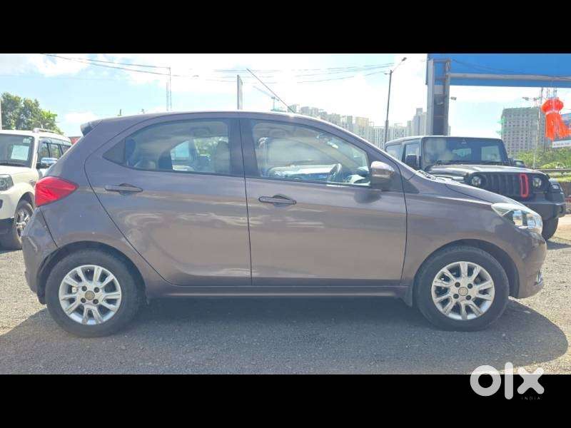 Tata Tiago 1.2 Revotron Xza, 2017, Petrol