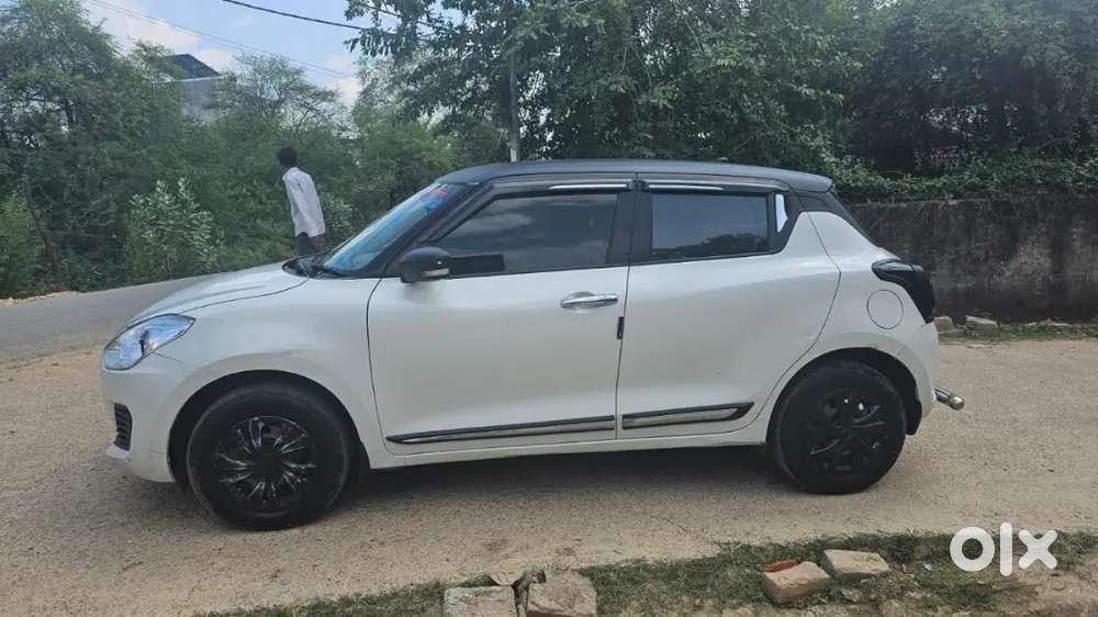 Maruti Suzuki Swift 2023 Petrol 74000 Km