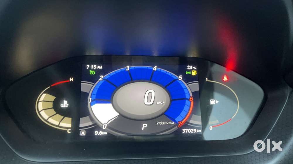 Nissan Magnite 1.0 Xv Premium Turbo Cvt, 2023, Petrol