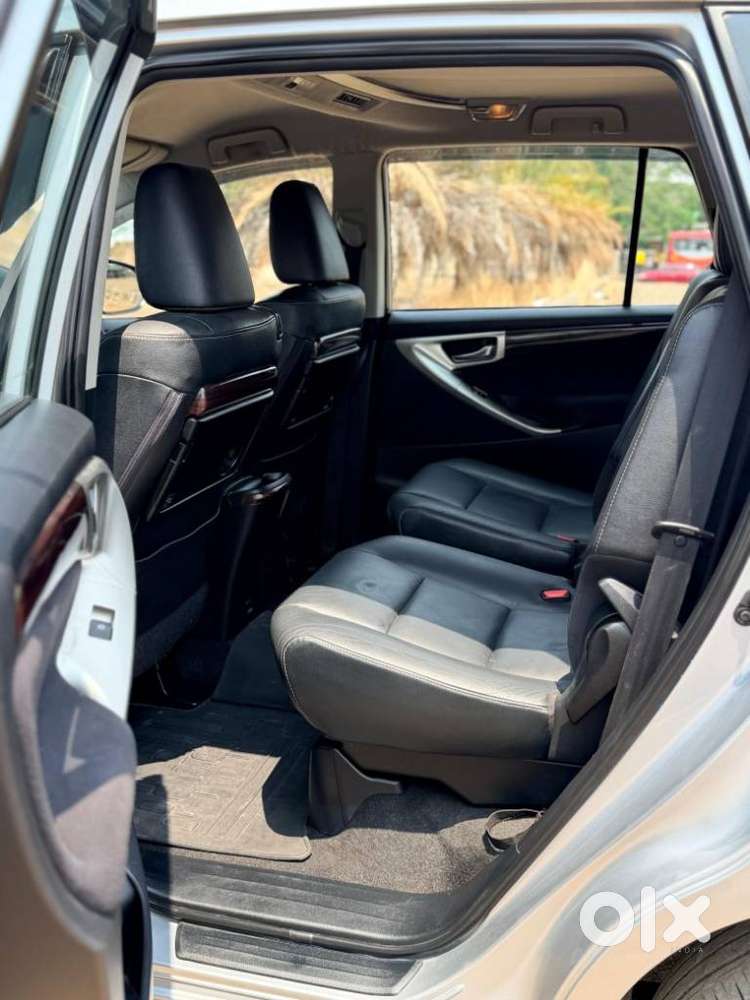 Toyota Innova Crysta 2.4 Z 7 Str, 2016, Diesel