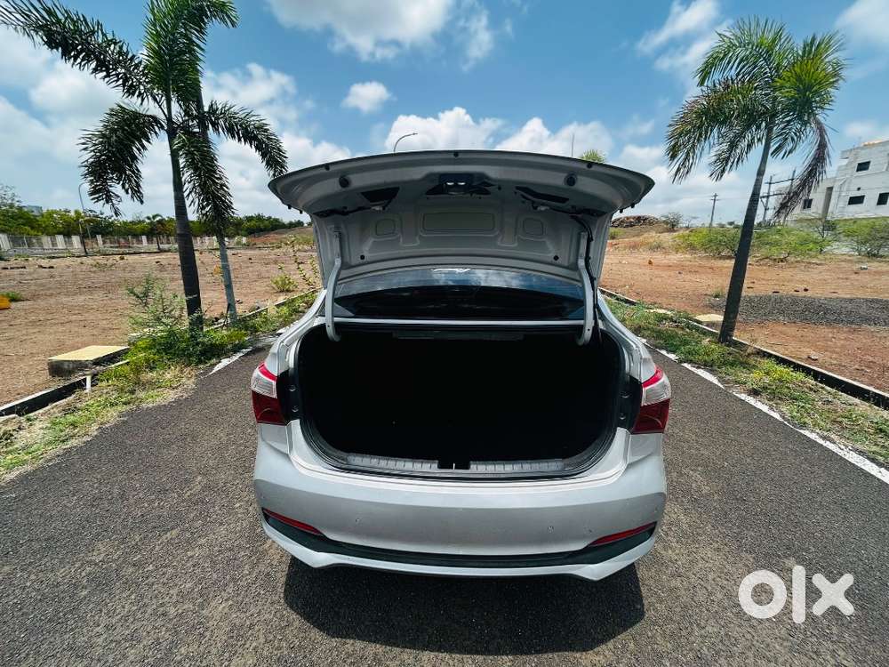 Hyundai Xcent 2017 Petrol 112000 Km Driven