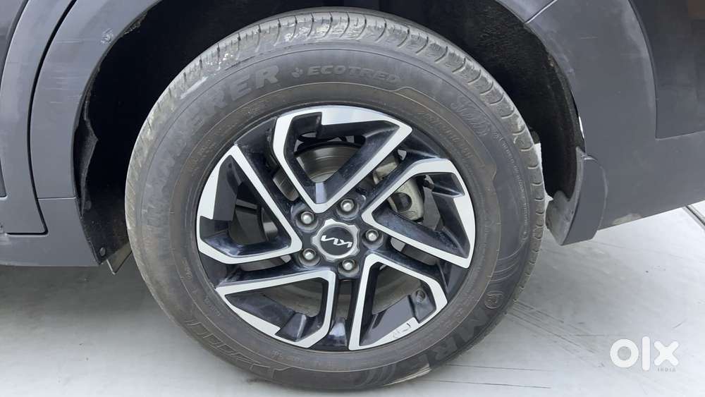 Kia Carens 1.5 Luxury Plus Turbo Dct 7 Str, 2023, Petrol