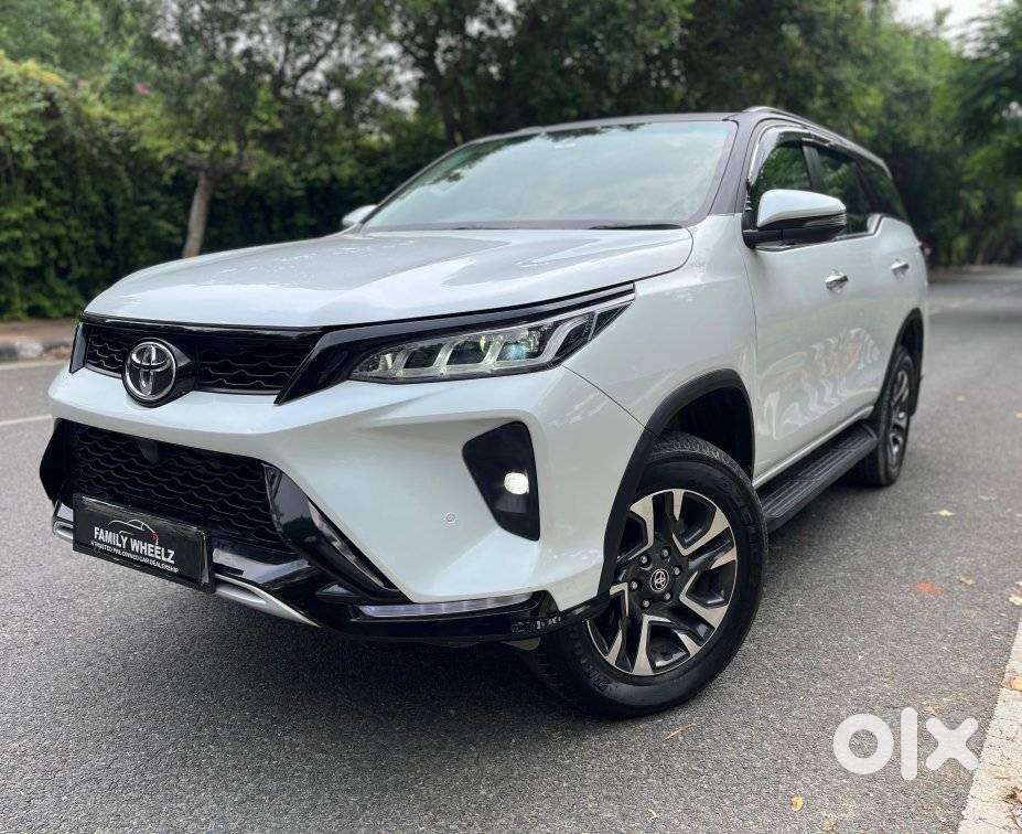 Toyota Fortuner Legender 4x4 At 2.8, 2025, Diesel