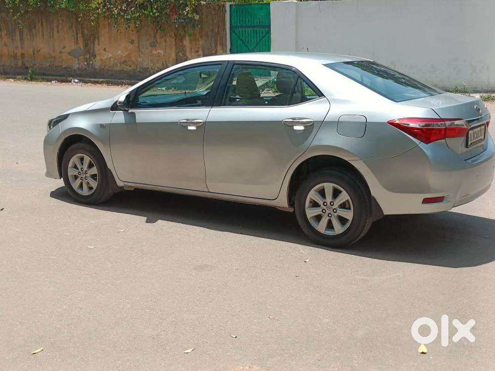 Toyota Corolla Altis 1.8g Limited, 2015, Petrol