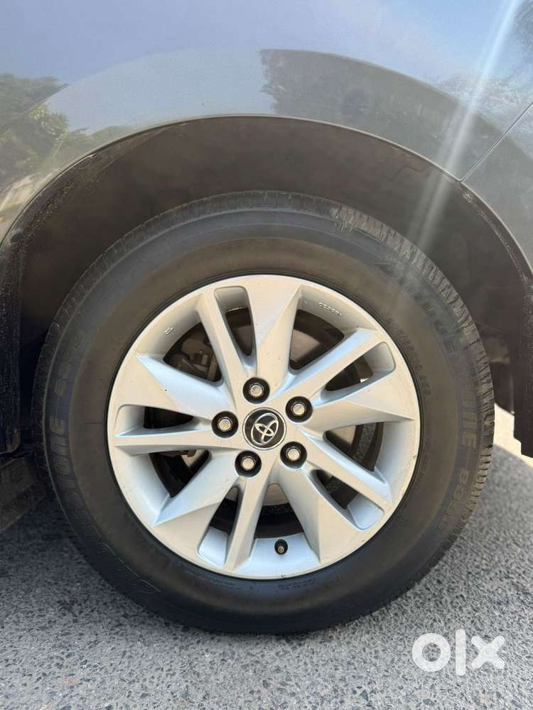 Toyota Innova Crysta [2020-ongoing] 2.4 Gx 7 Str, 2018, Diesel