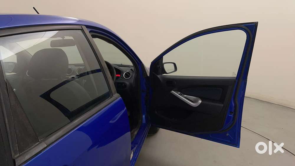 Ford Figo 1.2 Duratec Petrol Titanium, 2013, Petrol